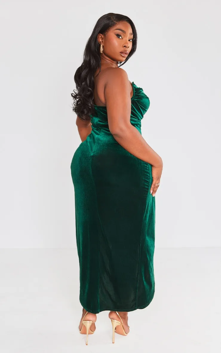 Plus Robe longue bustier en velours vert émeraude à armatures