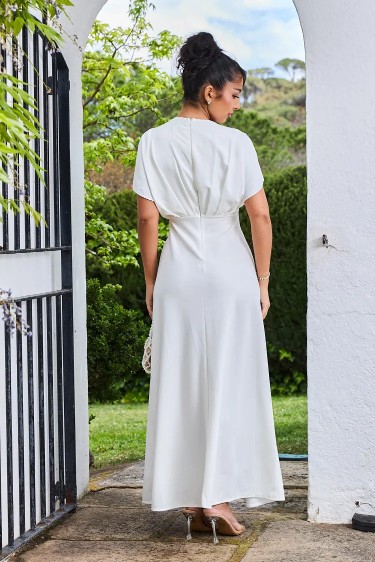 Robe blanche texturée à manches courtes